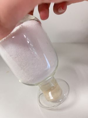 Agente di rivestimento anionico Apam in poliacrilammide per il trattamento delle acque per fluidi di perforazione in giacimenti petroliferi