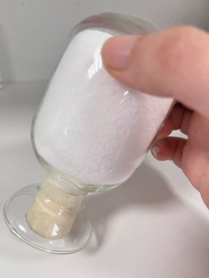 Flocculante di 90% Min Anionic Polyacrylamide Apam Chemical nell'industria della carta