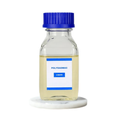 Agente di trattamento dell'acqua liquida giallastro Flocculante PolyDADMAC Cloruro di polidiallildimetilammonio