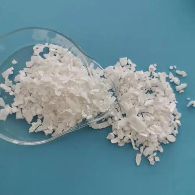 Cloruro di calcio anidro bianco formula chimica CaCl2 per applicazioni industriali