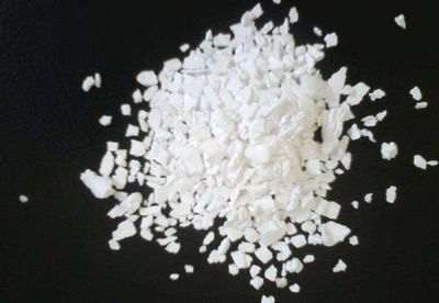 Cloruro di calcio anidro Densità 2,15 G/cm3 Igroscopicità Igroscopico Per la manutenzione delle piscine