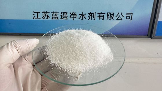 Apparizione solida Trattamento dell'acqua Poliacrilammide con carica cationica anionica e carica ionica elevata